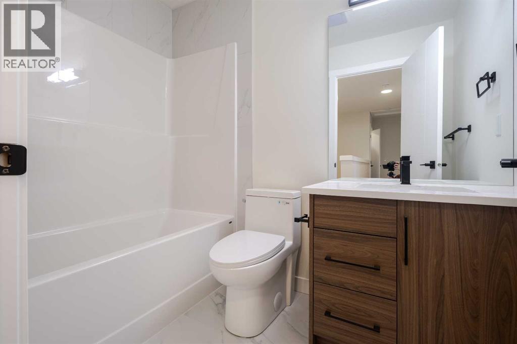 231 Sage Hill Circle NW, Calgary, Alberta  T3R 1V2 - Photo 26 - A2293166