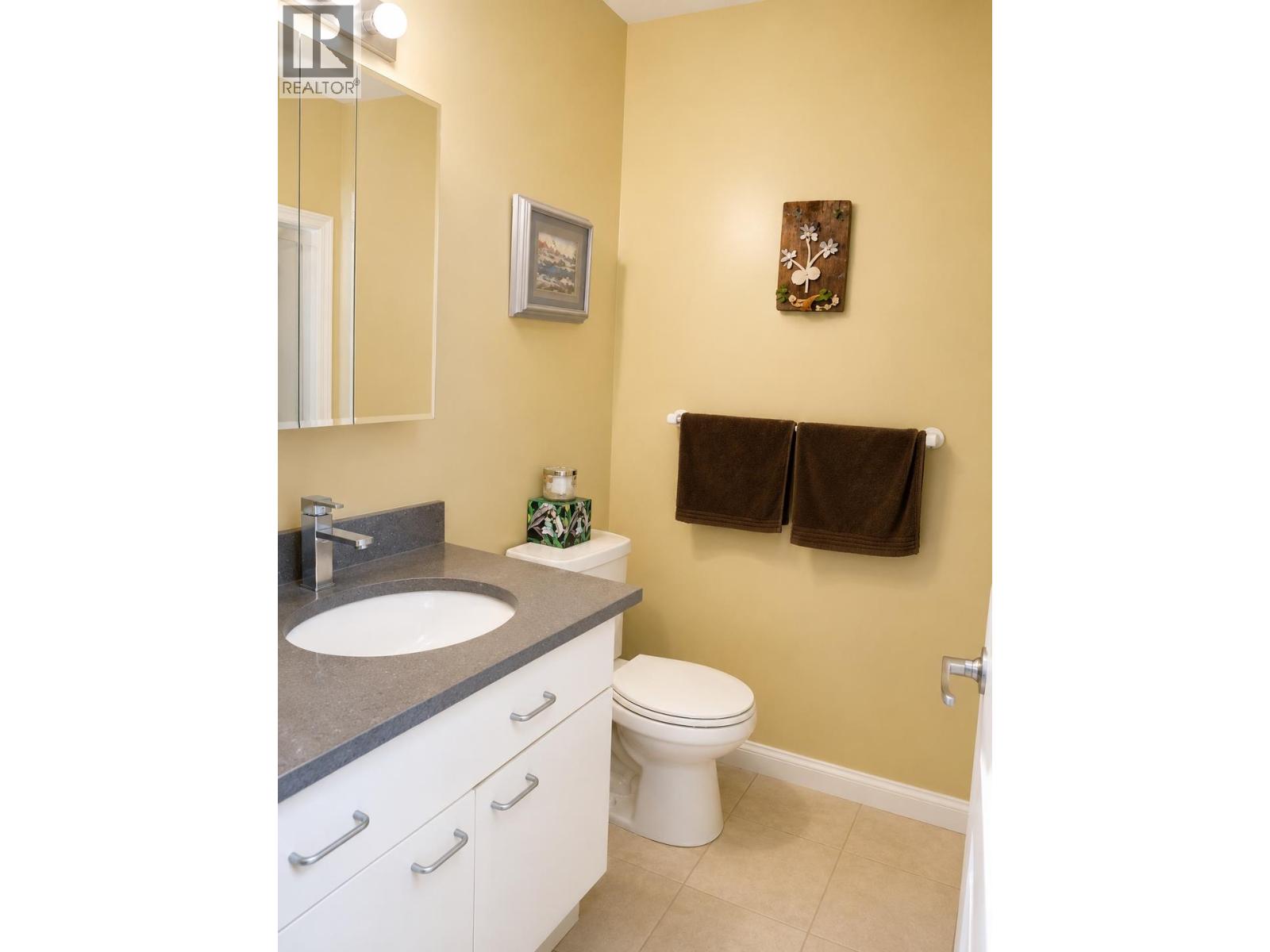 5579 Sans Souci Road, Halfmoon Bay, British Columbia  V7Z 1B6 - Photo 14 - R3126157