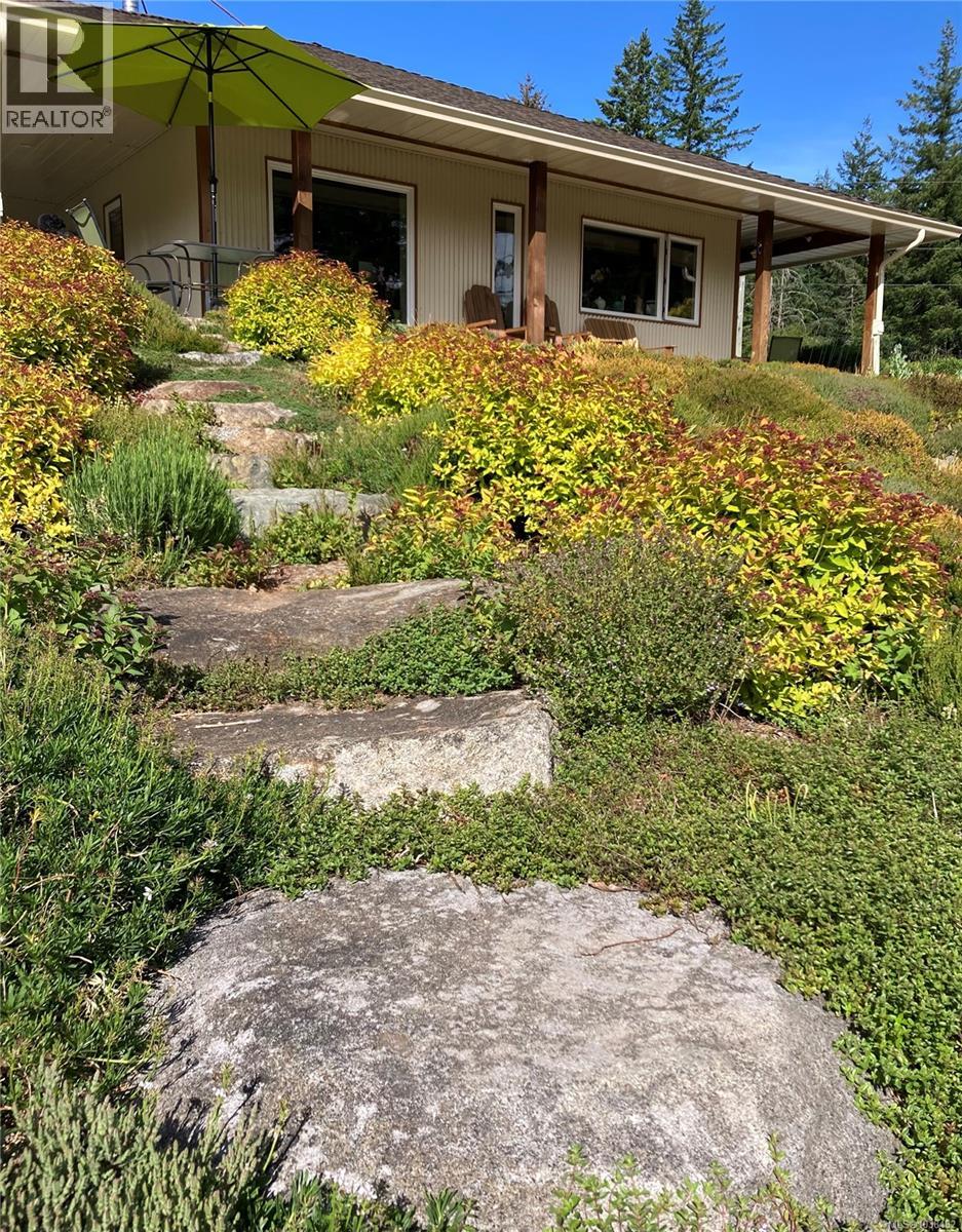220 Irene Rd, Quadra Island, British Columbia  V0P 1N0 - Photo 56 - 1038482