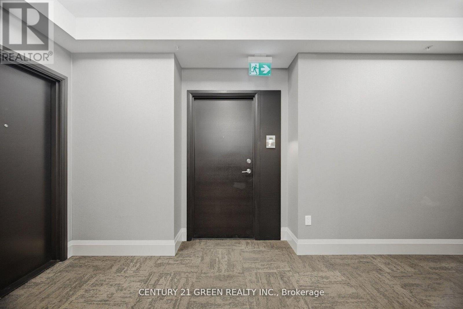 409 - 55 Yorkland Boulevard, Brampton, Ontario  L6P 4K9 - Photo 4 - W13206042