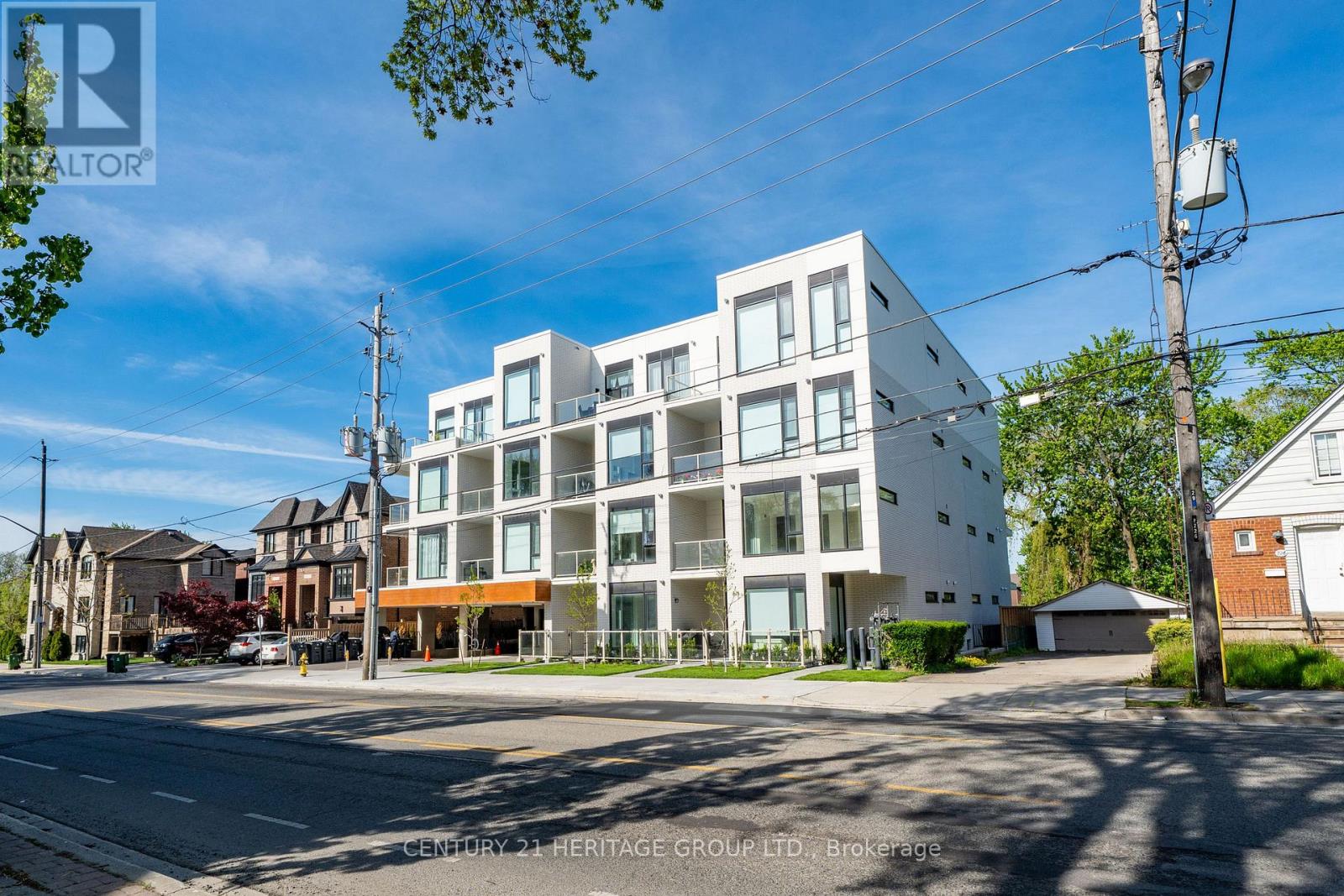 102 - 722 Marlee Avenue, Toronto, Ontario  M6B 3J7 - Photo 3 - W13206068