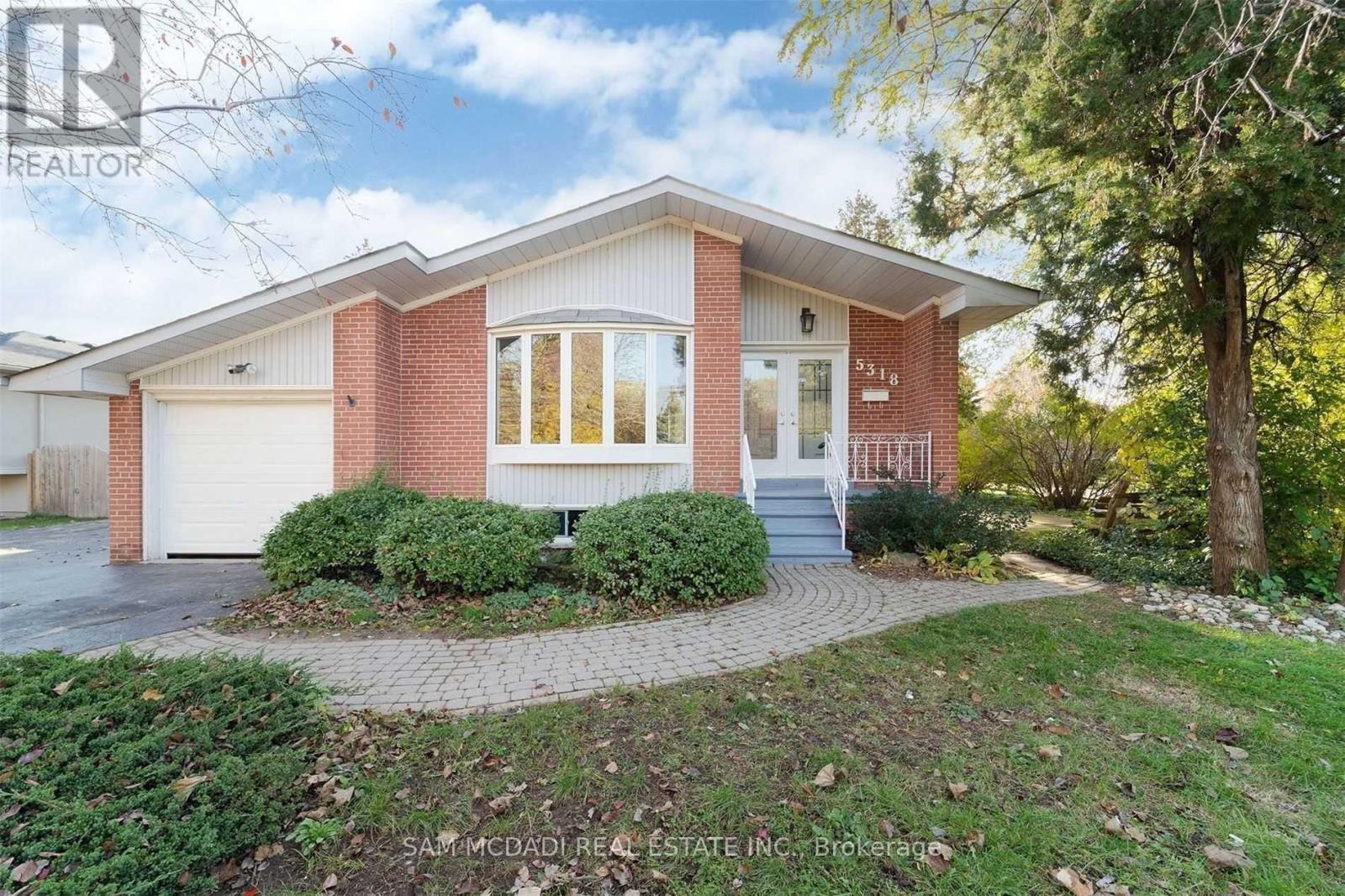 5318 Mericourt Road, Burlington, Ontario  L7L 3R4 - Photo 2 - W13206070