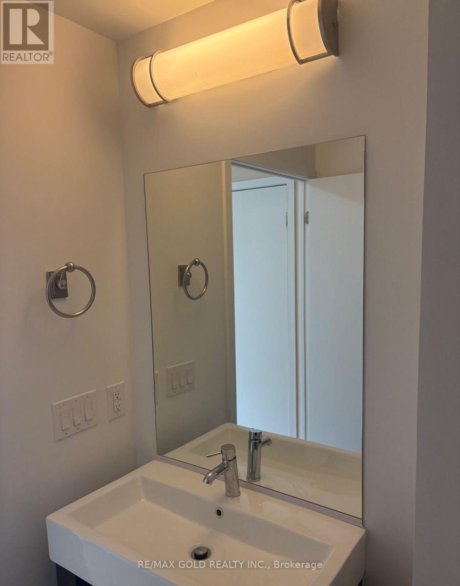 501 - 840 Queens Plate Drive, Toronto, Ontario  M9W 0E7 - Photo 15 - W13206080