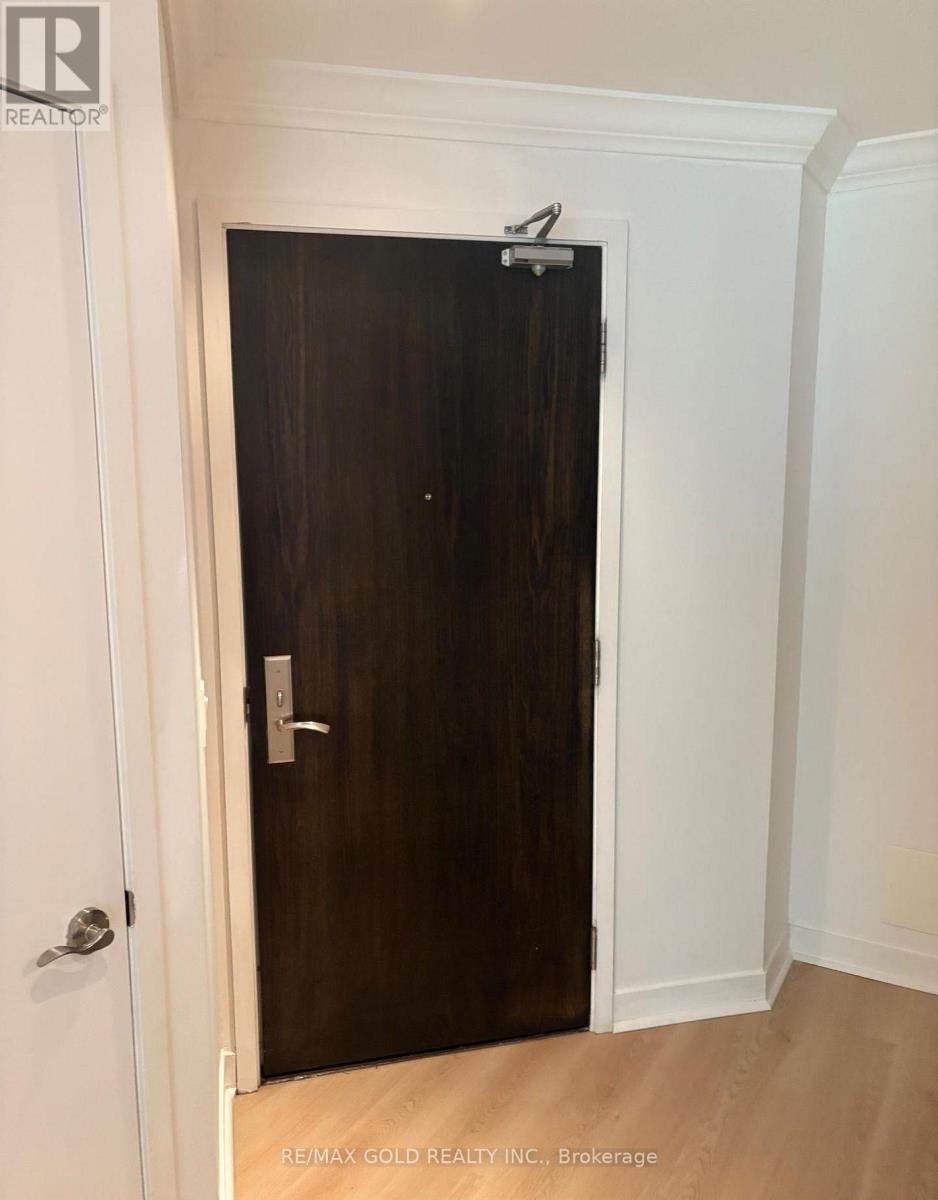 501 - 840 Queens Plate Drive, Toronto, Ontario  M9W 0E7 - Photo 2 - W13206080