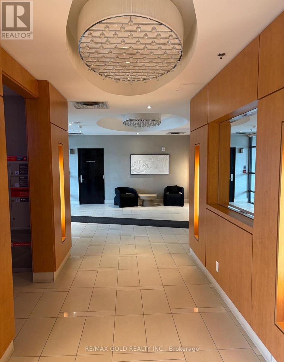 501 - 840 Queens Plate Drive, Toronto, Ontario  M9W 0E7 - Photo 4 - W13206080
