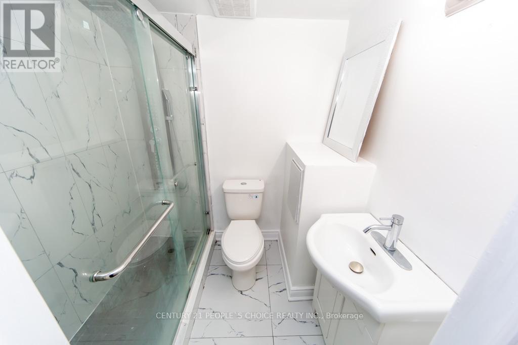 115 Mcmurchy Avenue S, Brampton, Ontario  L6Y 1Z1 - Photo 42 - W13206102