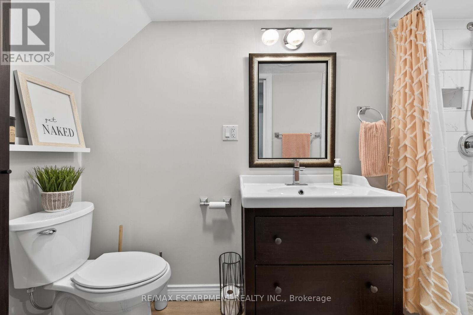 10 Frederick Street, St. Catharines, Ontario  L2S 2S2 - Photo 31 - X13206072