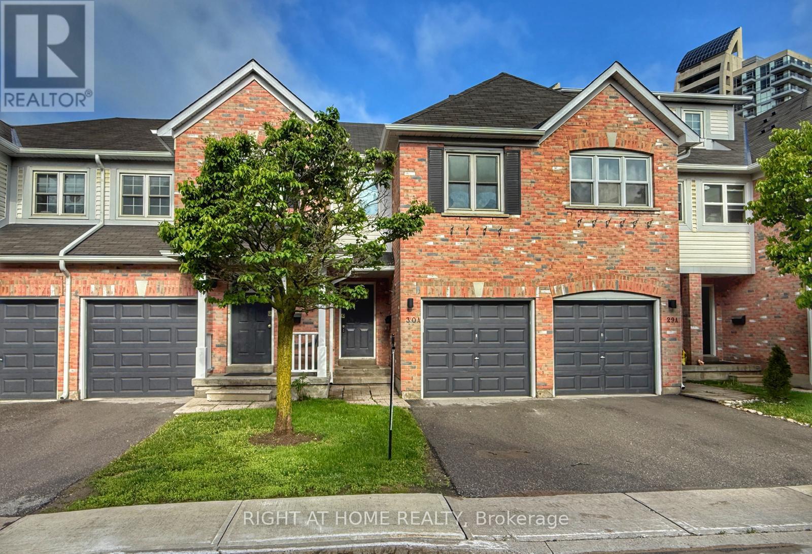 81 Northern Heights Drive, Richmond Hill, Ontario  L4B 4C9 - Photo 1 - N13130874