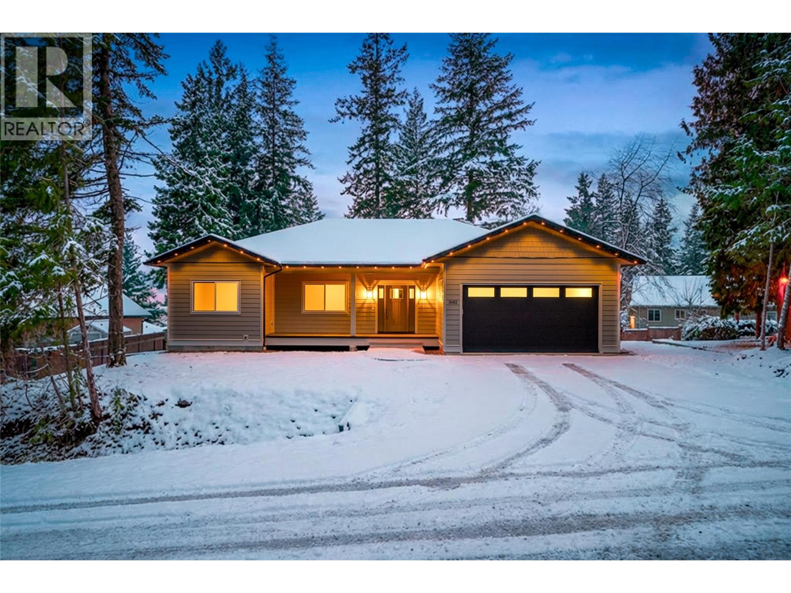 3682 Braelyn Road, Tappen, British Columbia  V0E 2X1 - Photo 4 - 10379011