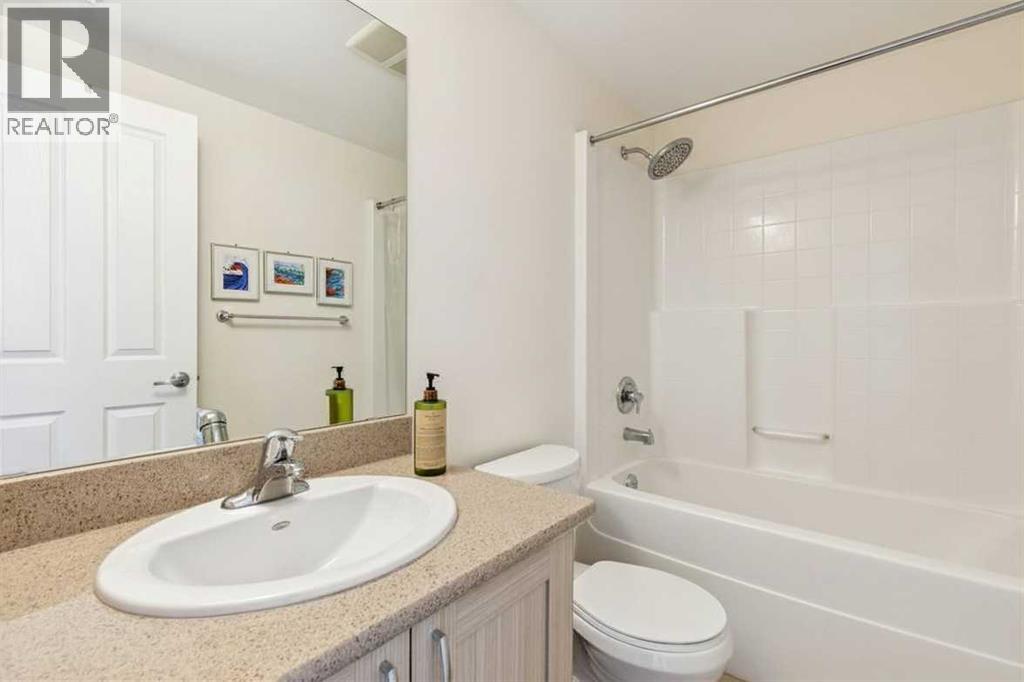 1205, 10 Brentwood Common Nw, Calgary, Alberta  T2L 2L6 - Photo 12 - A2315091