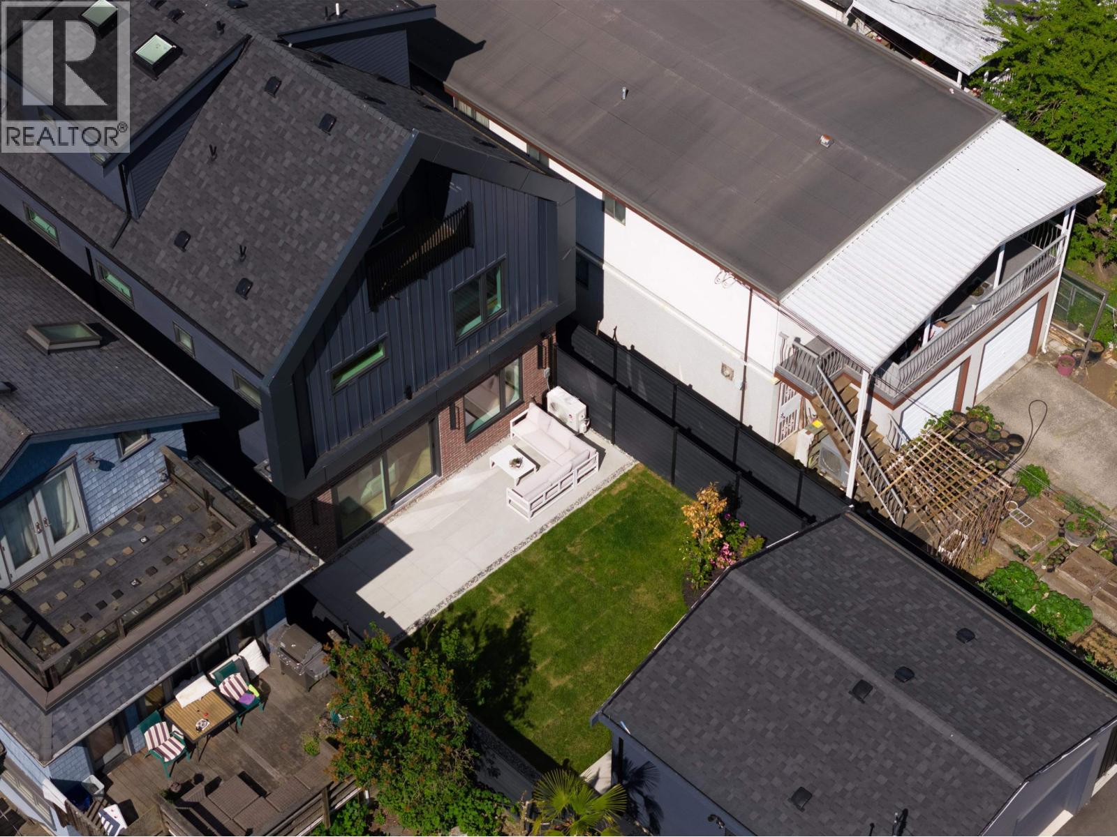 2 258 E 19 Avenue, Vancouver, British Columbia  V5V 1J2 - Photo 11 - R3129016
