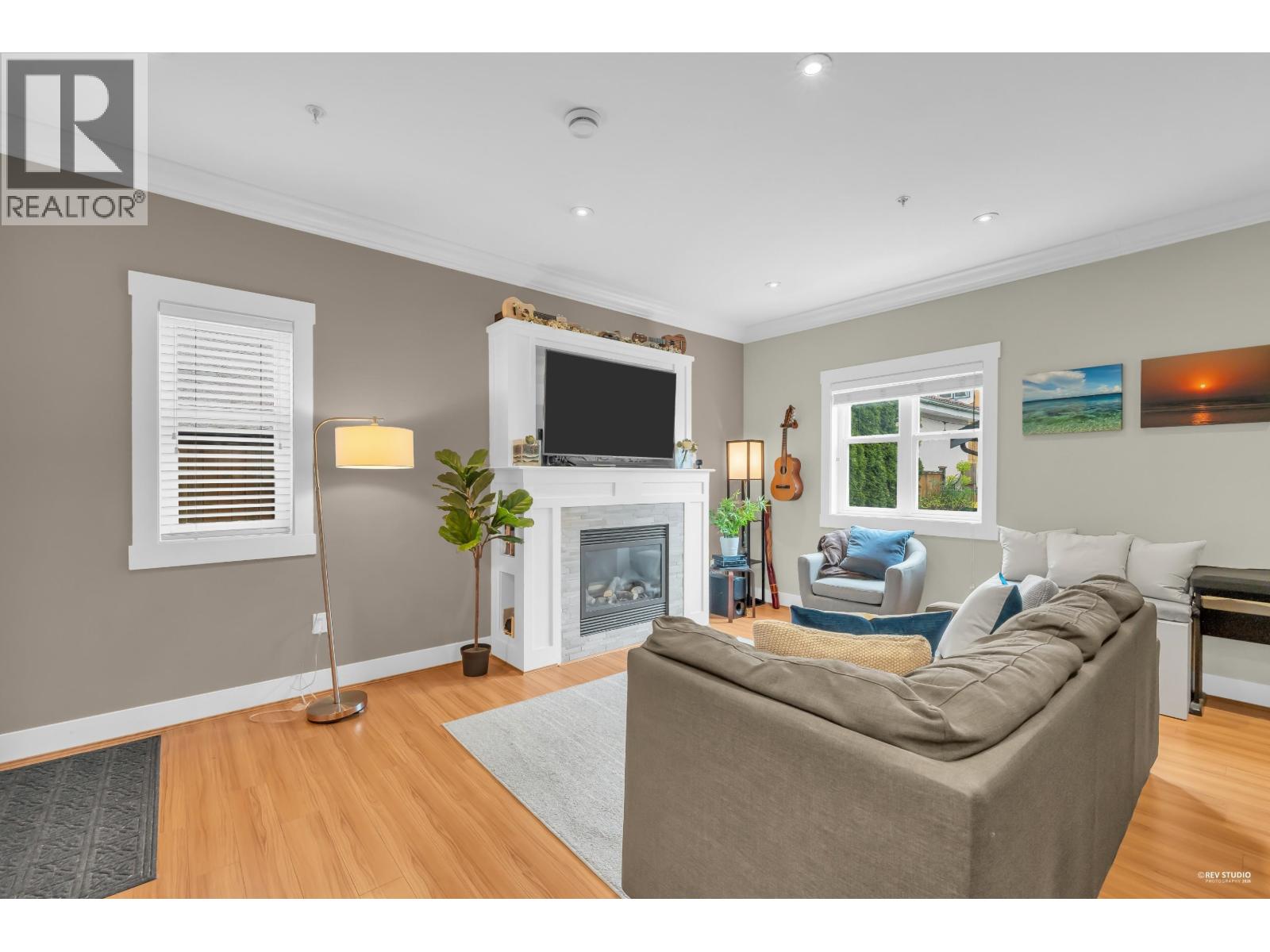 723 E 12th Avenue, Vancouver, British Columbia  V5T 2J1 - Photo 4 - R3129027