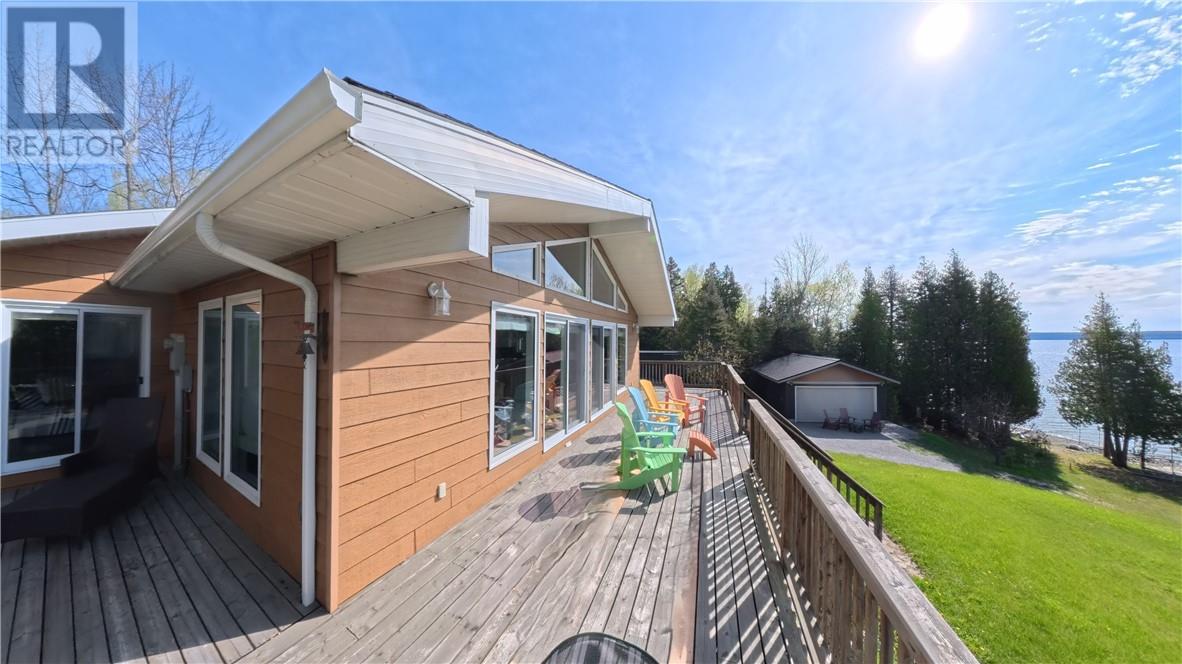 210 Kokomo Trail, Tehkummah, Ontario P0P 2C0 - Photo 4 - 2127077