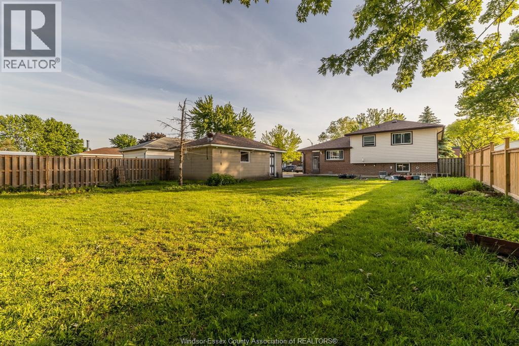 3018 Grandview Street, Windsor, Ontario  N8T 2L9 - Photo 23 - 26012260