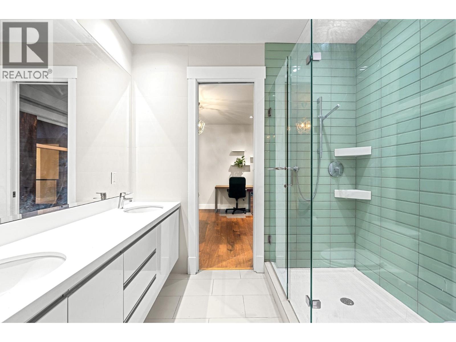 388 Hidhurst Place, West Vancouver, British Columbia  V7S 1K1 - Photo 19 - R3129048