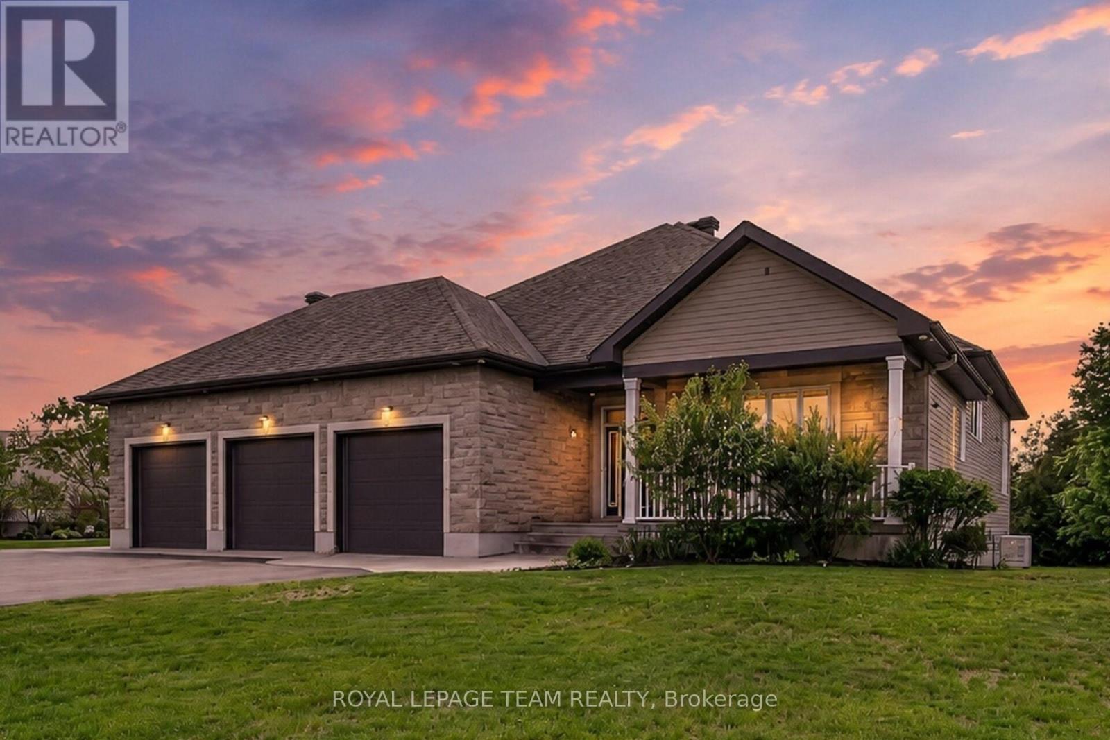 568 PENNYCROSS LANE, Ottawa, Ontario