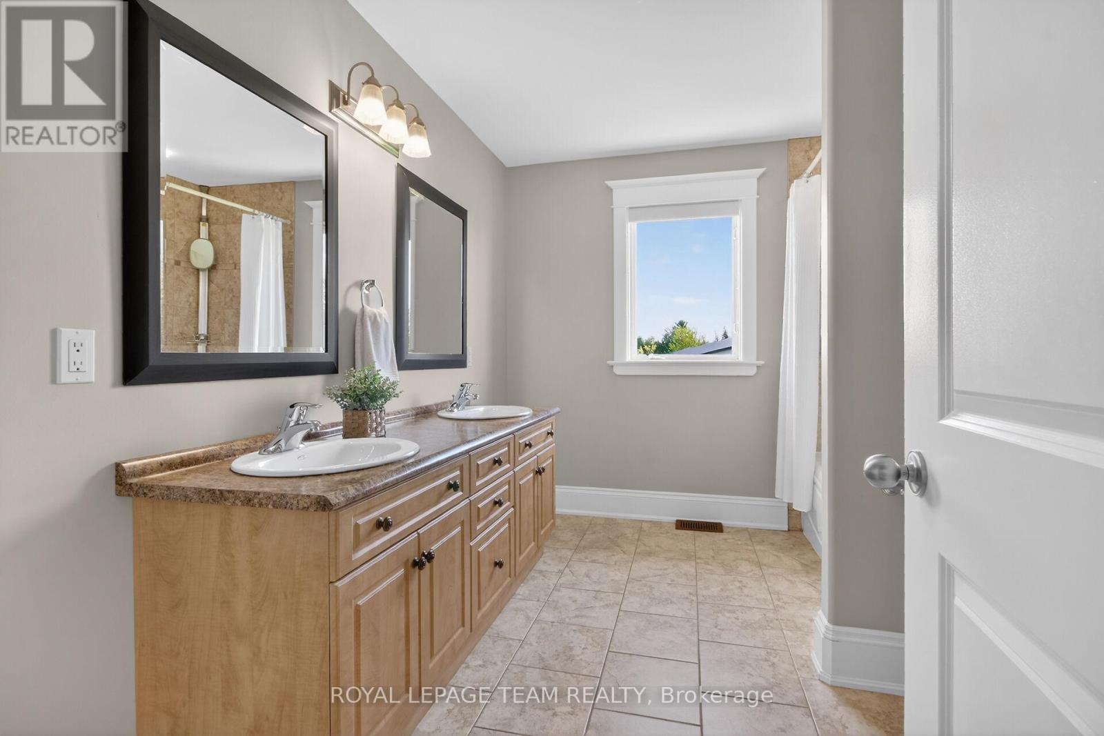 568 Pennycross Lane, Ottawa, Ontario  K0A 1L0 - Photo 36 - X13206130