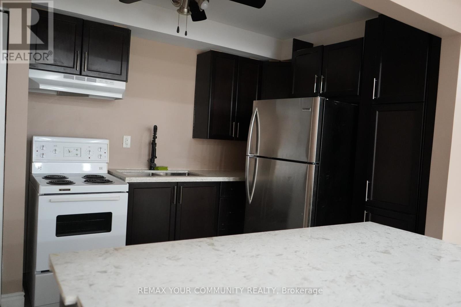 159 - 252 John Garland Boulevard, Toronto, Ontario  M9V 1N8 - Photo 17 - W13203318