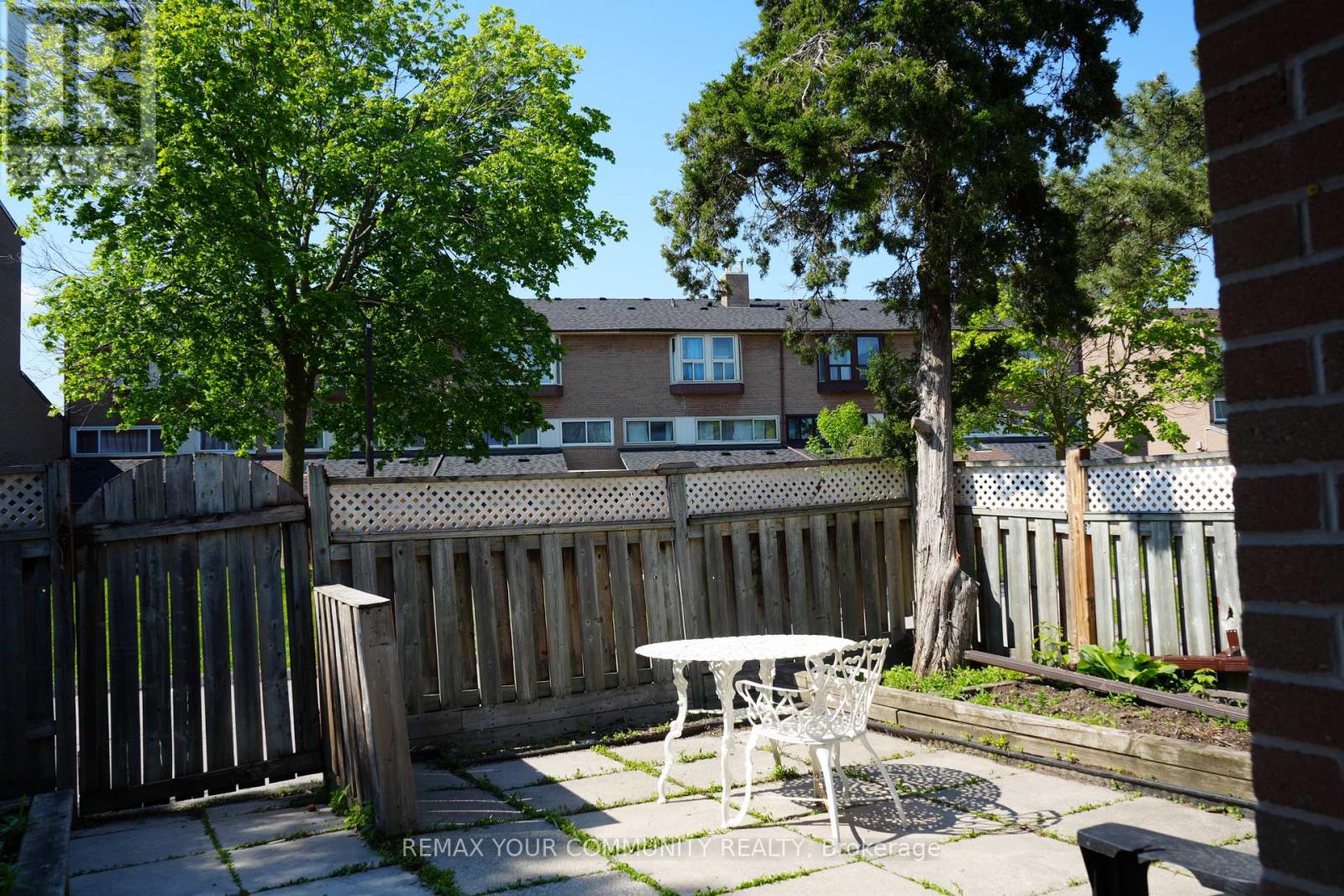159 - 252 John Garland Boulevard, Toronto, Ontario  M9V 1N8 - Photo 5 - W13203318