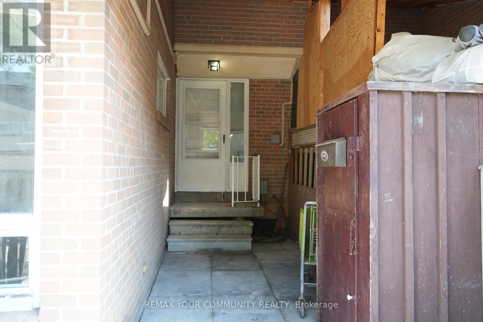 159 - 252 John Garland Boulevard, Toronto, Ontario  M9V 1N8 - Photo 4 - W13203318
