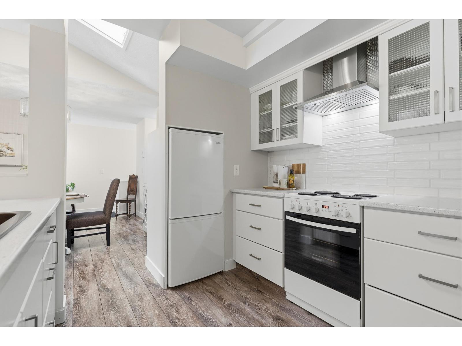 6 45915 Cheam Avenue, Chilliwack Downtown, Chilliwack, British Columbia  V2P 1N7 - Photo 5 - R3127916