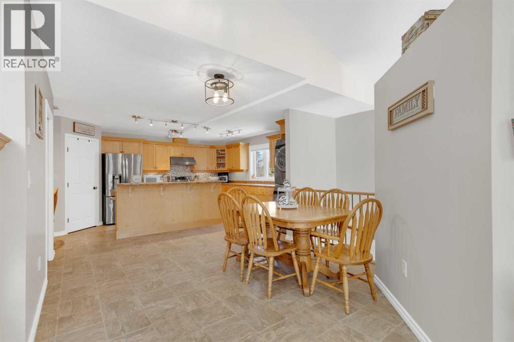 5228 42 Street Close, Ponoka, Alberta  T4J 1C9 - Photo 14 - A2302182