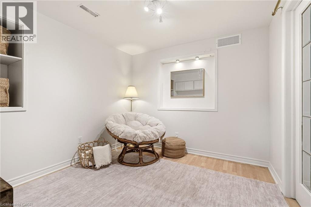 329 Plains Road W, Burlington, Ontario  L7T 1G1 - Photo 26 - 40834213