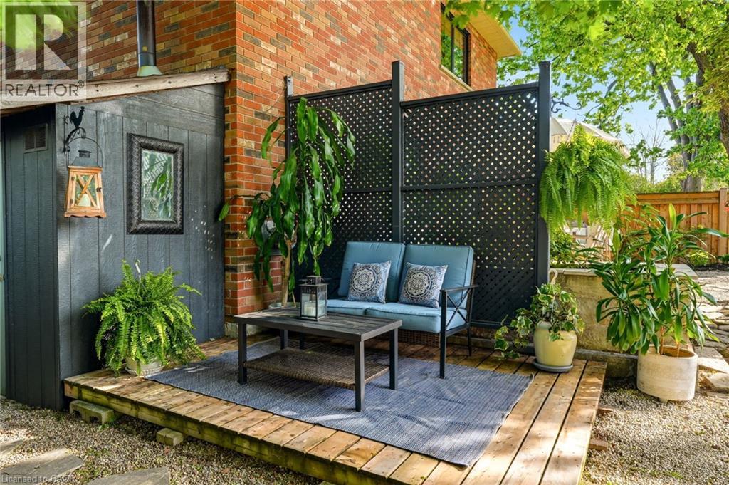 329 Plains Road W, Burlington, Ontario  L7T 1G1 - Photo 35 - 40834213