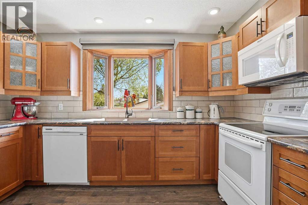 6448 Silver Ridge Way Nw, Calgary, Alberta  T3B 3X7 - Photo 7 - A2313302