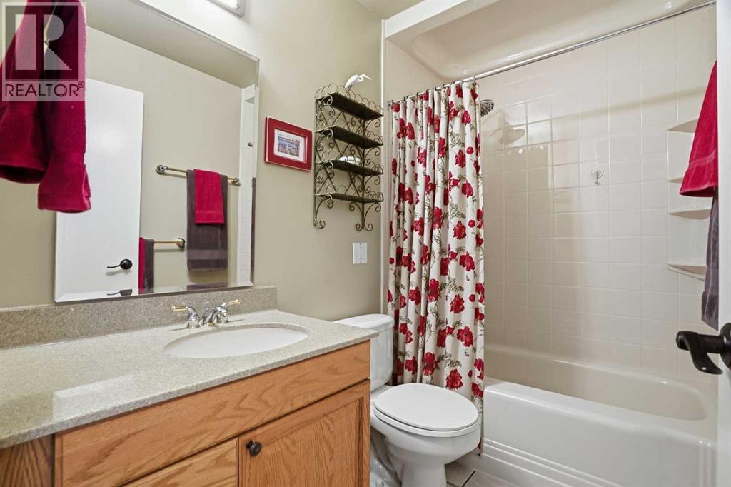 6448 Silver Ridge Way Nw, Calgary, Alberta  T3B 3X7 - Photo 9 - A2313302