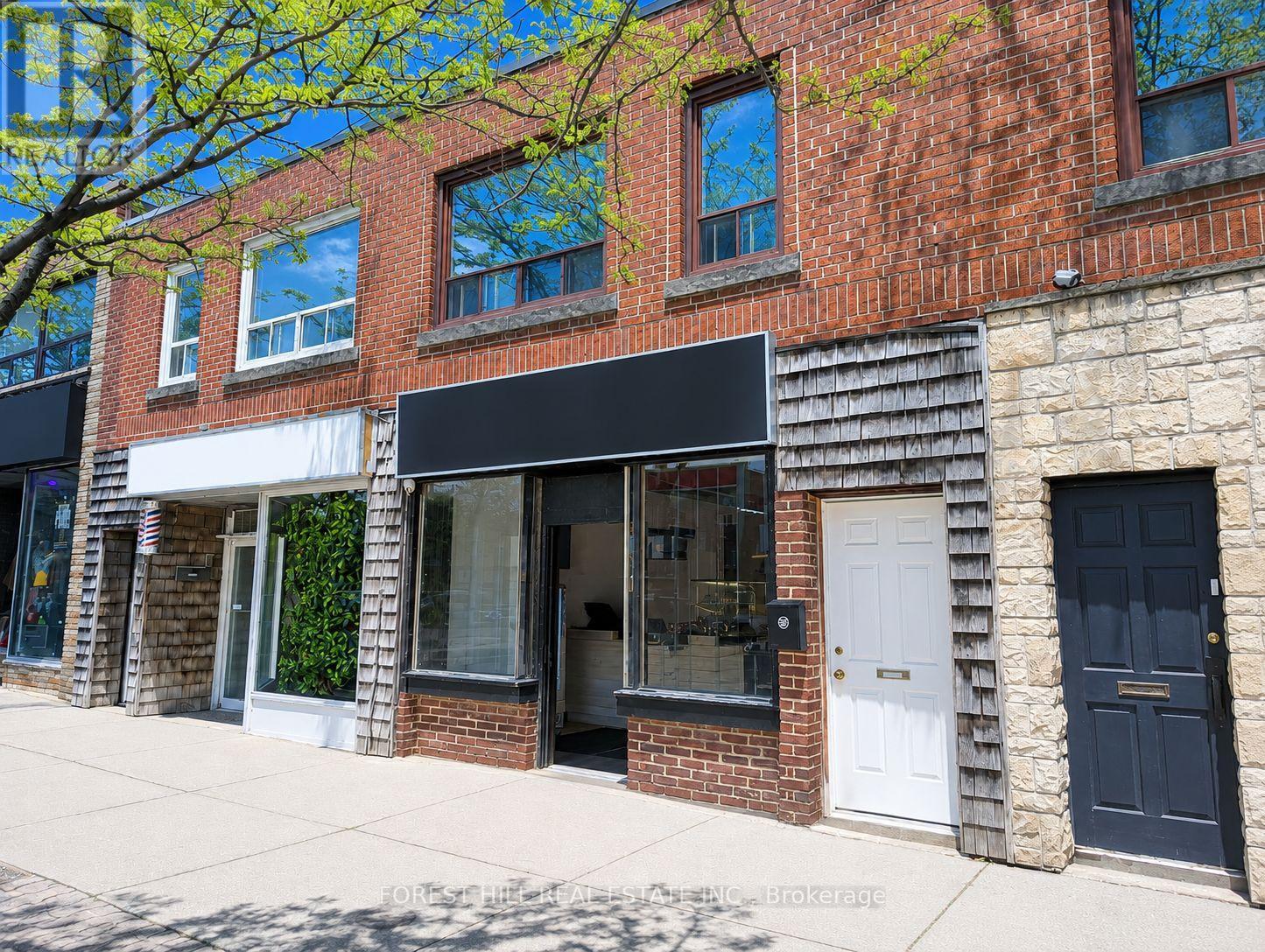 3 - 245 Lakeshore Road E, Mississauga, Ontario  L5G 1G8 - Photo 2 - W13206126