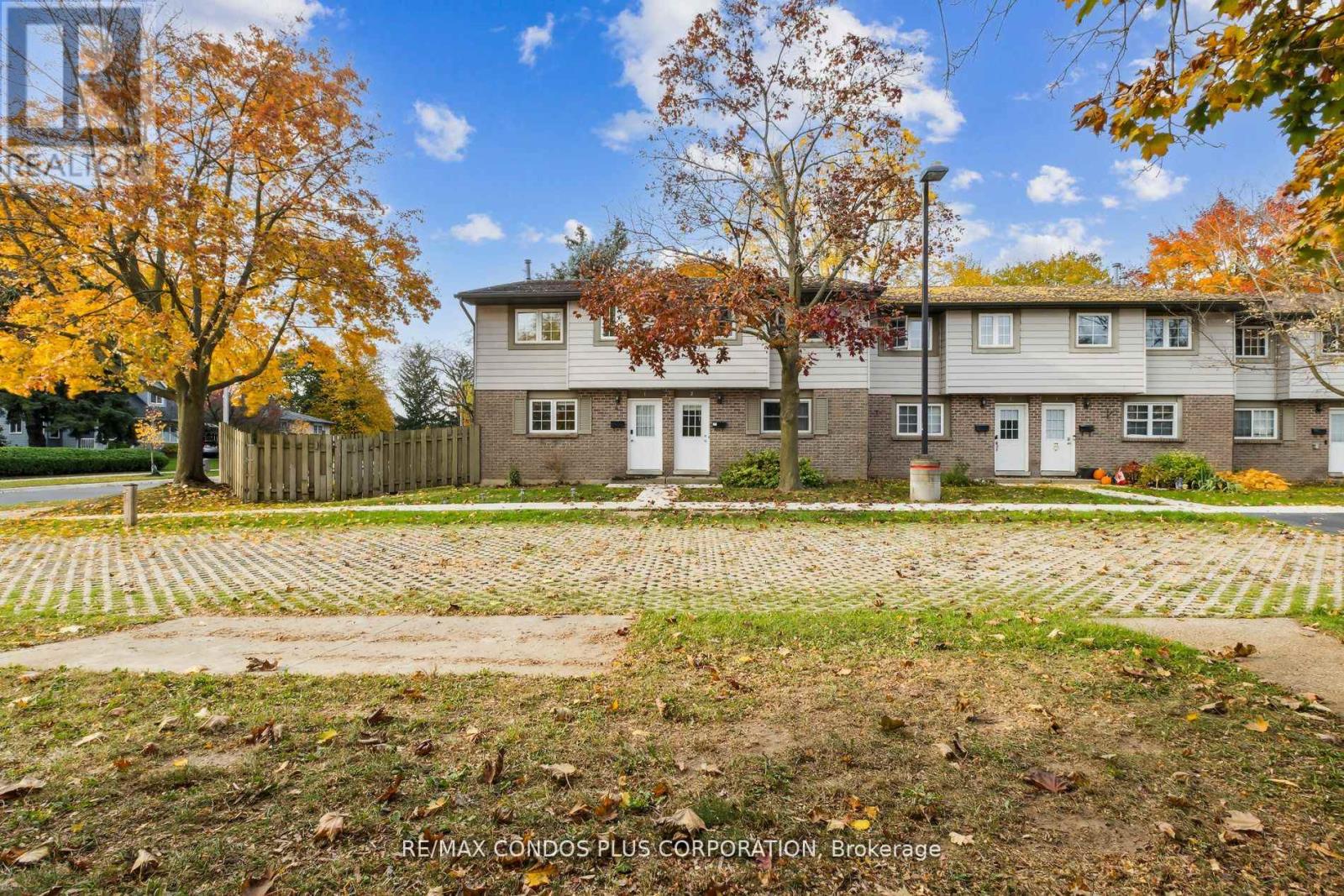 2 - 294 Fergus Avenue, Kitchener, Ontario  N2A 2H5 - Photo 3 - X13206140