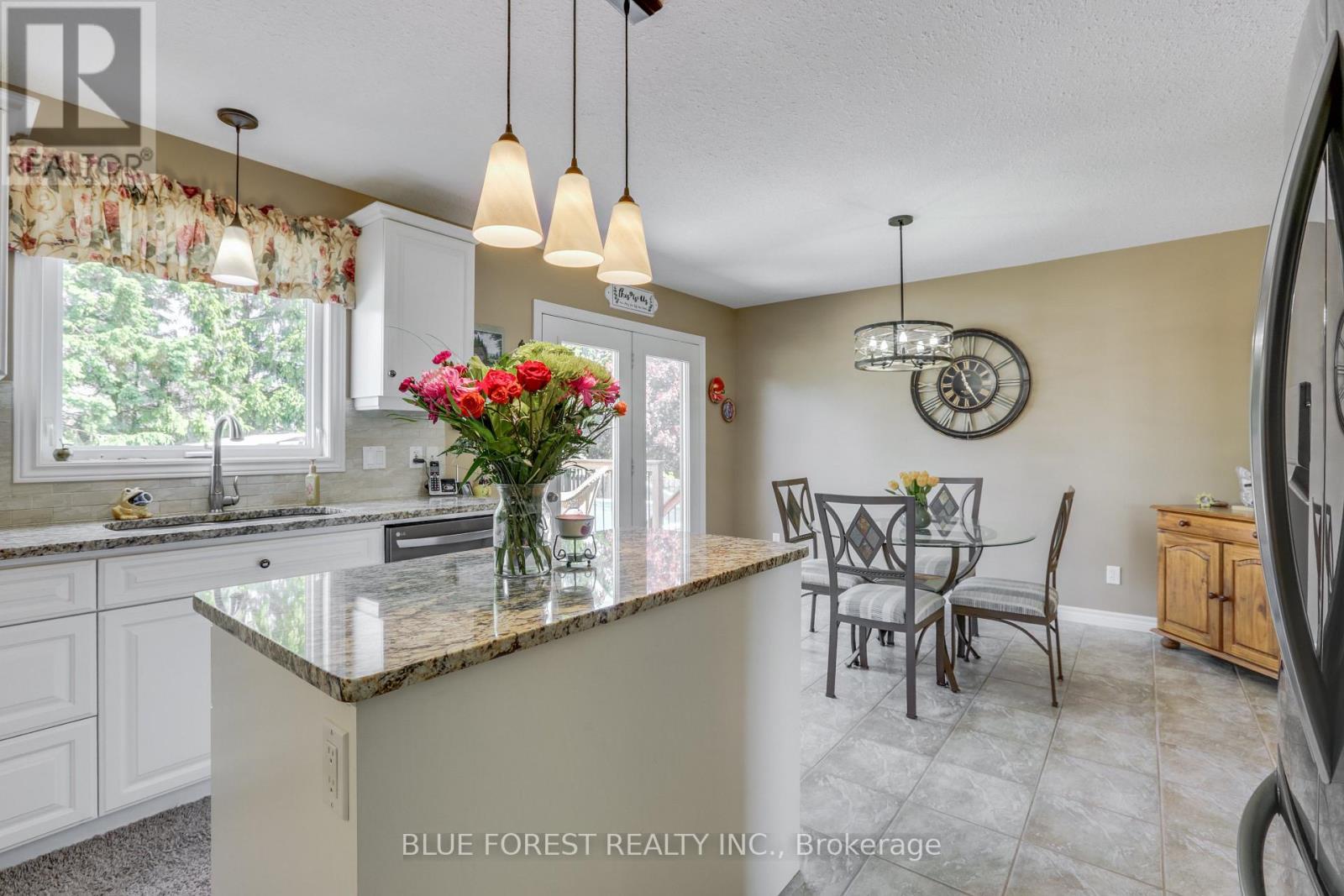 116 Woodvale Drive, Thames Centre, Ontario  N0L 1G3 - Photo 10 - X13206190
