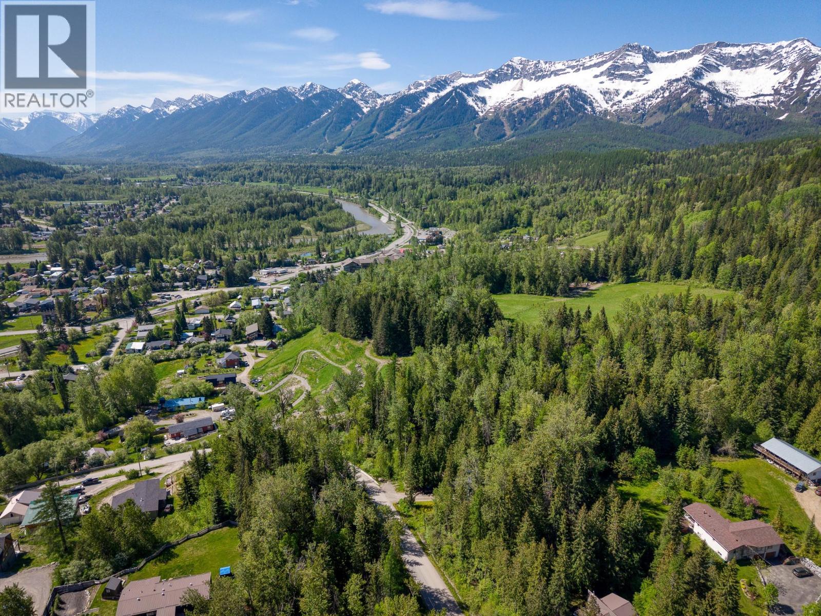 300 Burma Road, Fernie, British Columbia  V0B 1M0 - Photo 14 - 10389085