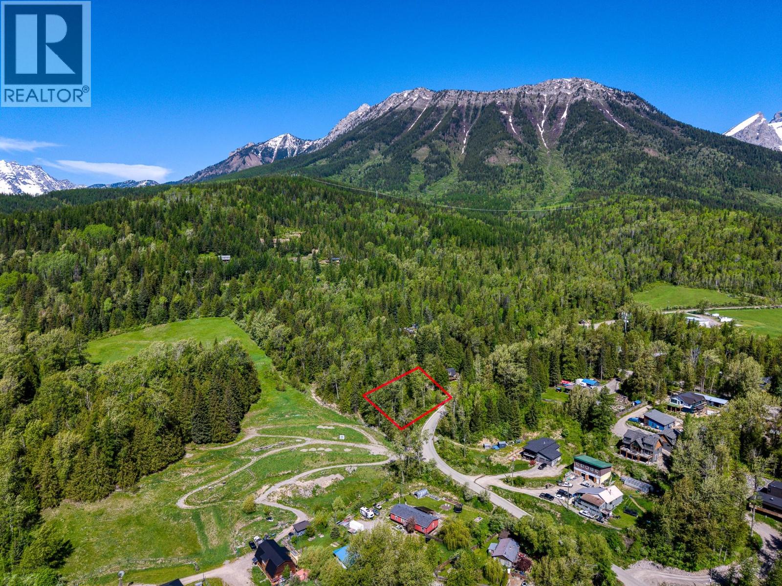 300 Burma Road, Fernie, British Columbia  V0B 1M0 - Photo 25 - 10389085