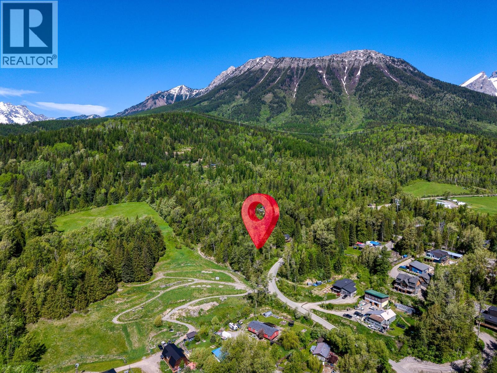 300 Burma Road, Fernie, British Columbia  V0B 1M0 - Photo 11 - 10389085
