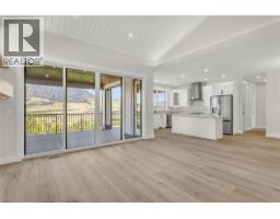 2150 Montenegro Drive, Kelowna, British Columbia  V1P 0B2 - Photo 60 - 10387111