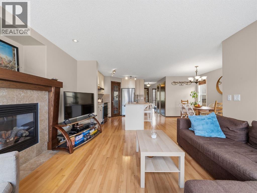 28 Cranberry Lane Se, Calgary, Alberta  T3M 0L5 - Photo 12 - A2313896