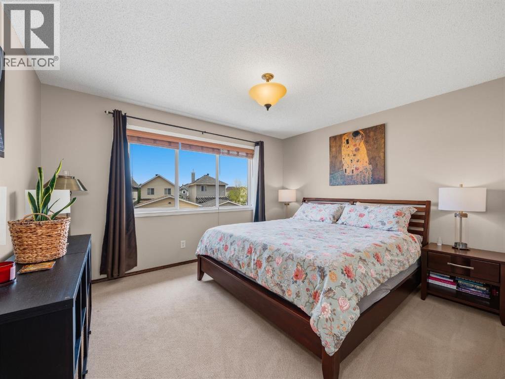 28 Cranberry Lane Se, Calgary, Alberta  T3M 0L5 - Photo 20 - A2313896