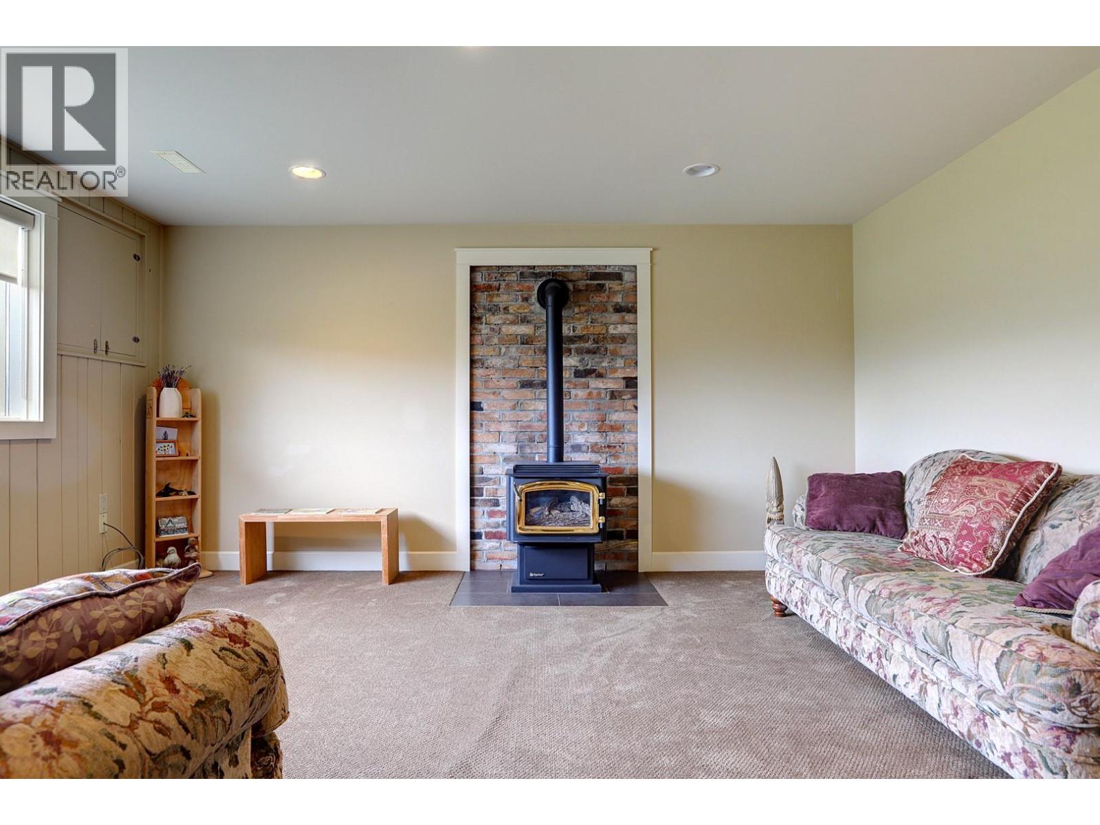 8308 Kalview Drive, Coldstream, British Columbia  V1B 1W7 - Photo 56 - 10386741