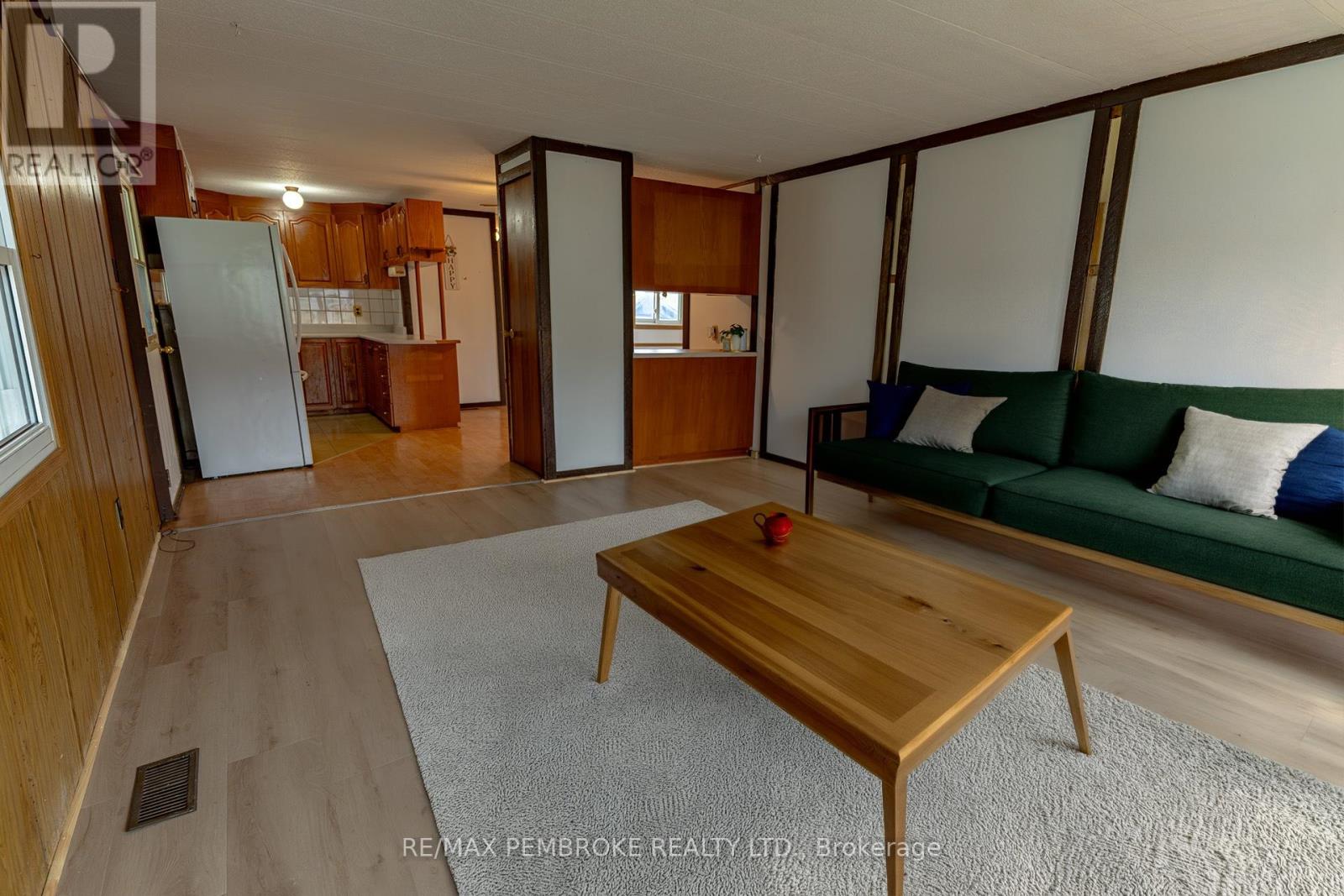 94 Pinehurst Estates, Petawawa, Ontario  K8H 2H2 - Photo 10 - X13206154