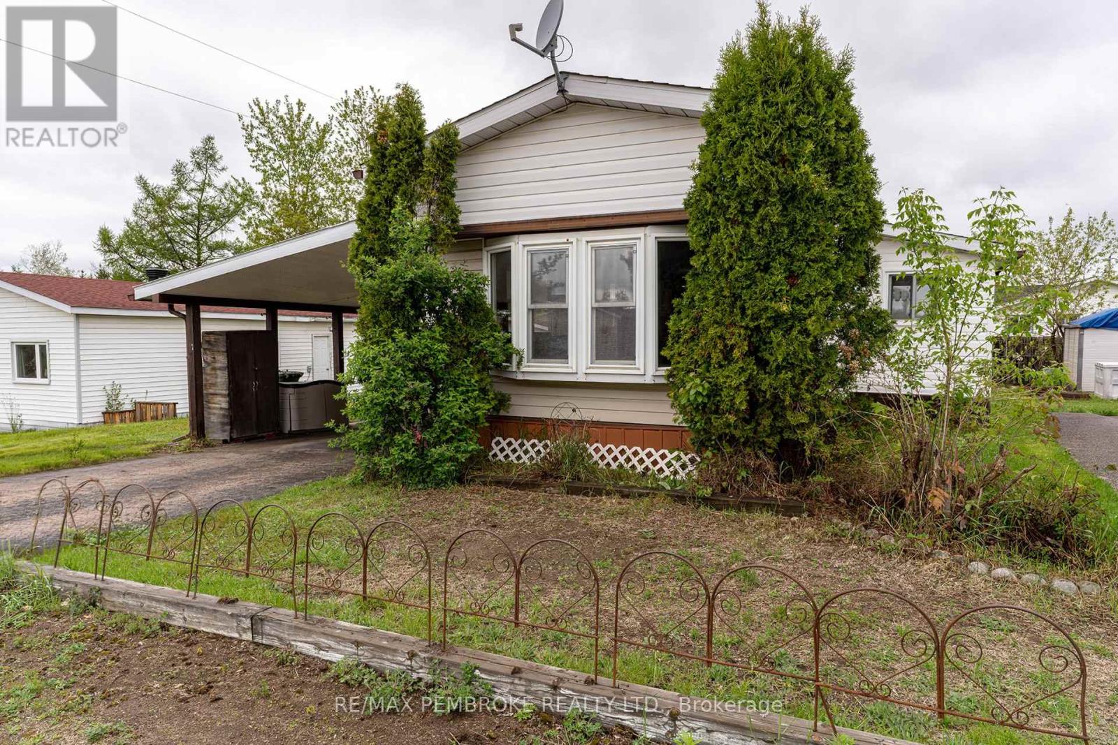 94 Pinehurst Estates, Petawawa, Ontario  K8H 2H2 - Photo 30 - X13206154