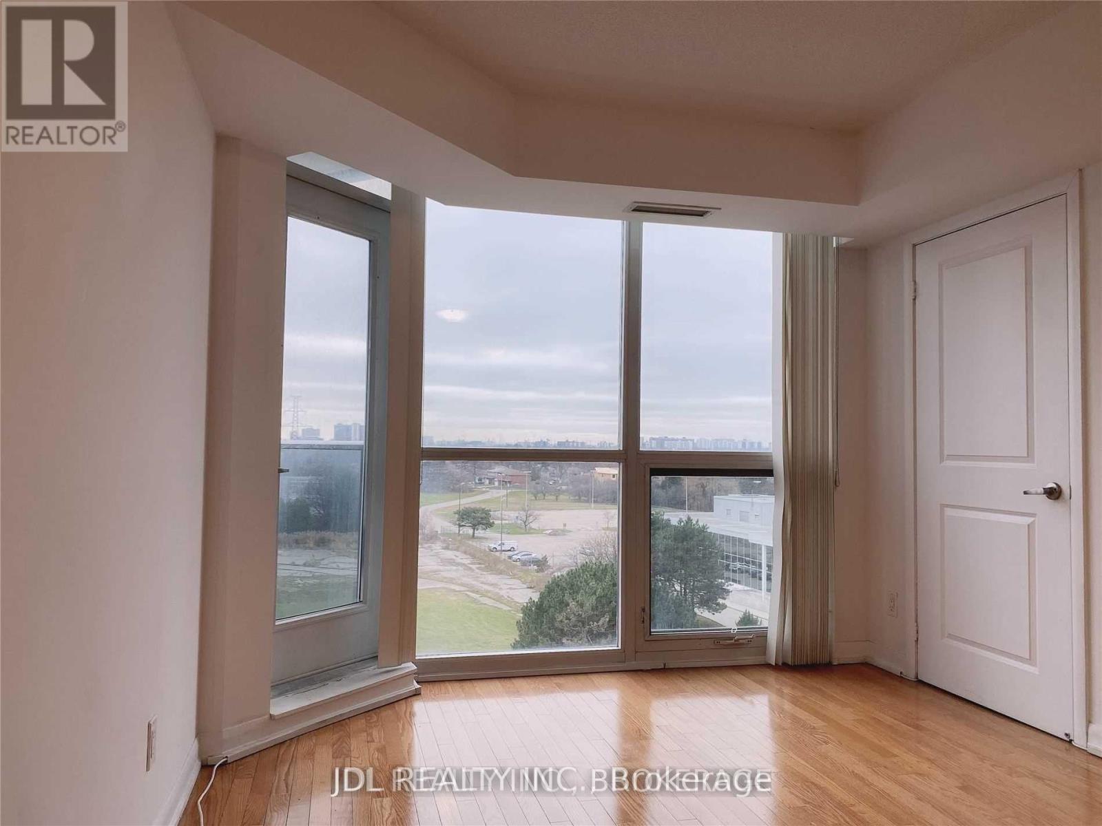 803 - 5791 Yonge Street, Toronto, Ontario  M2M 0A8 - Photo 3 - C13206202