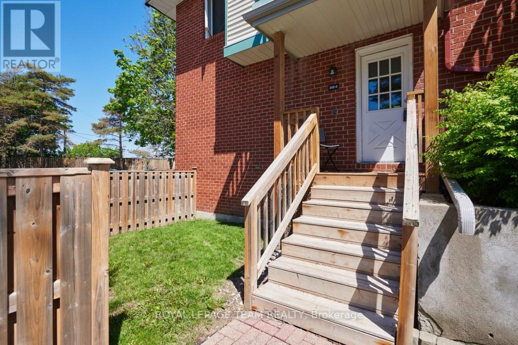 202 - 2 Terrace Drive, Ottawa, Ontario  K2H 9H9 - Photo 27 - X13206148