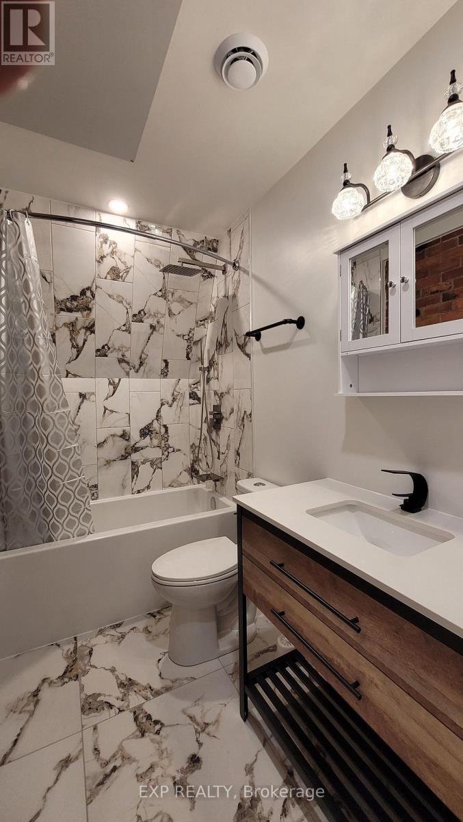 301 - 157 James Street, Ottawa, Ontario  K1R 5M4 - Photo 3 - X13206206
