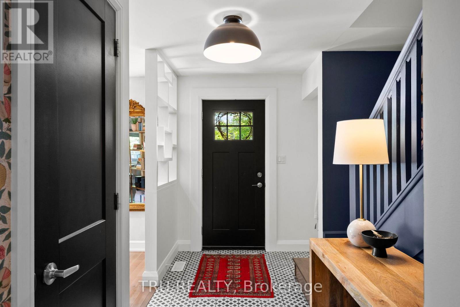 64 Stevenson Avenue, Ottawa, Ontario  K1Z 6N1 - Photo 3 - X13206222