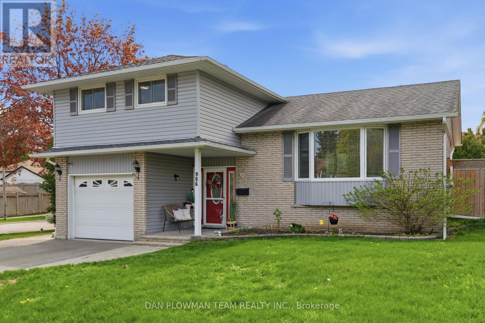 986 Central Park Boulevard N, Oshawa, Ontario  L1G 7A6 - Photo 3 - E13206180