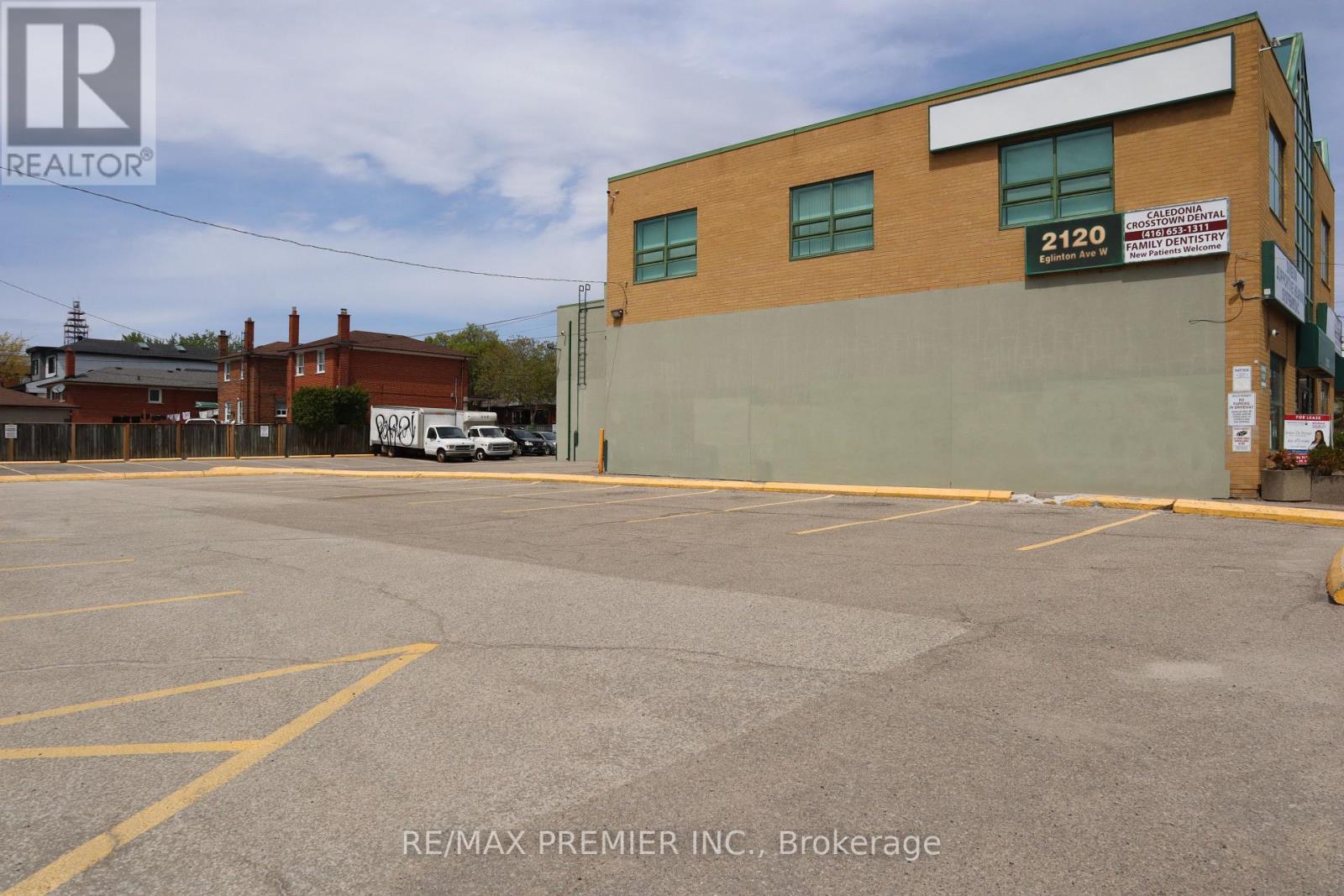 #f - 2120 Eglinton Avenue W, Toronto, Ontario  M6E 2K8 - Photo 3 - W13206166