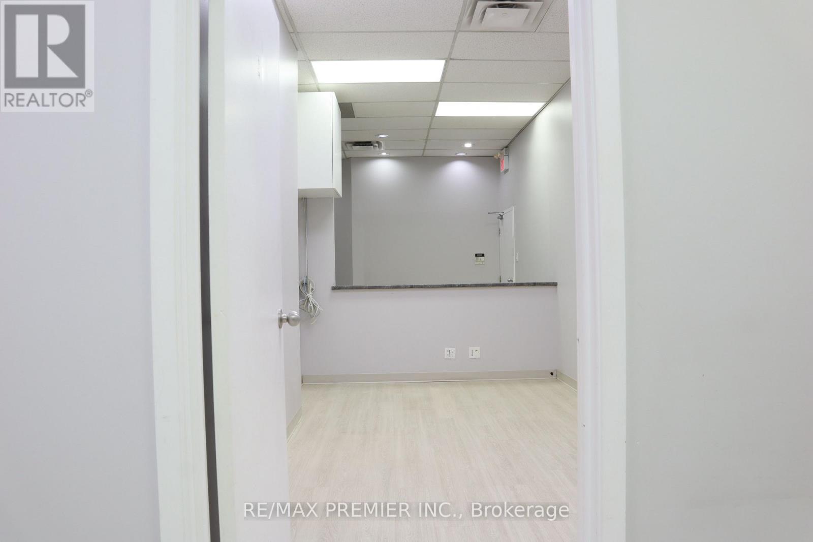 #f - 2120 Eglinton Avenue W, Toronto, Ontario  M6E 2K8 - Photo 42 - W13206166