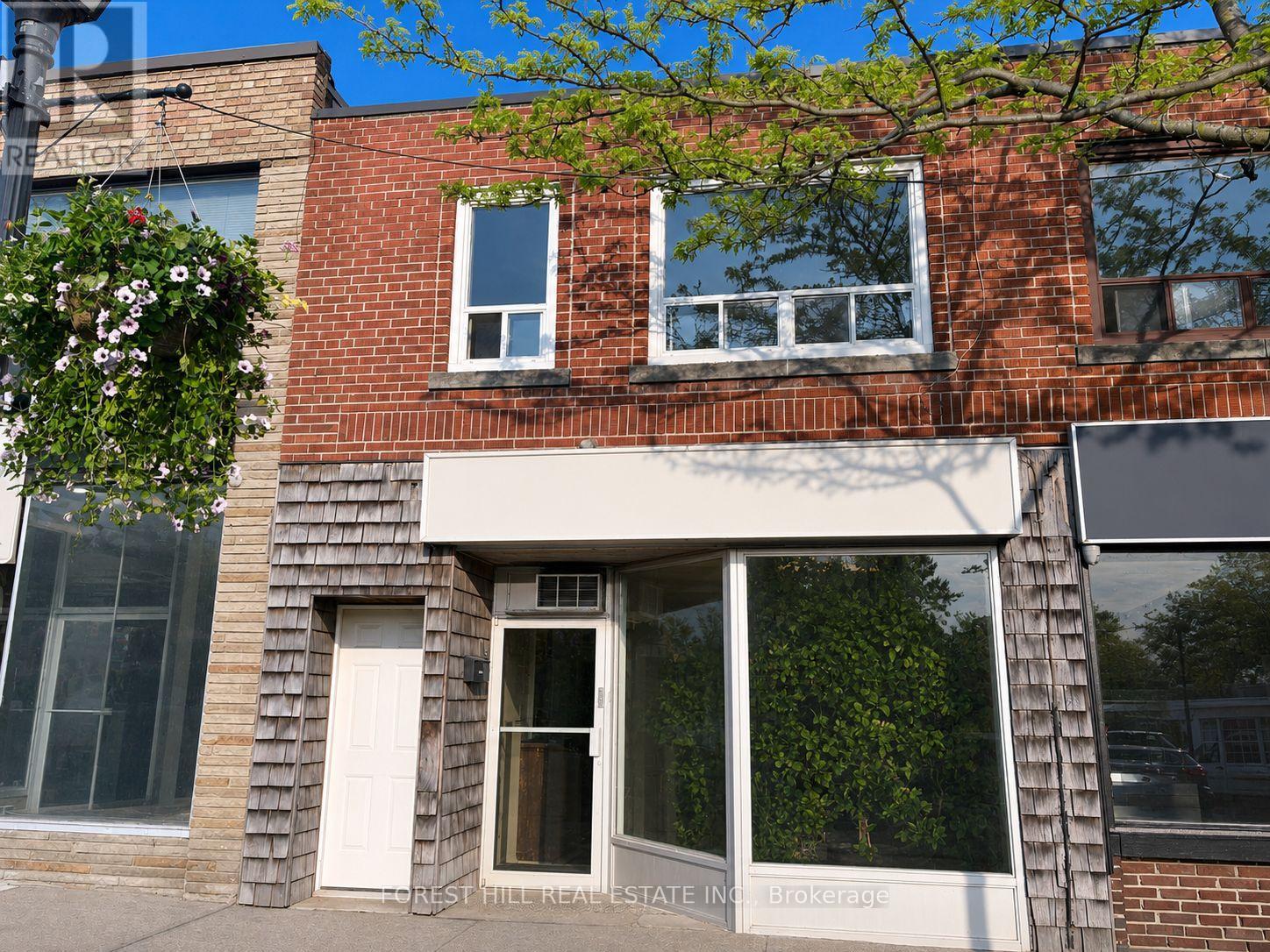 3 - 247 LAKESHORE ROAD E, Mississauga, Ontario